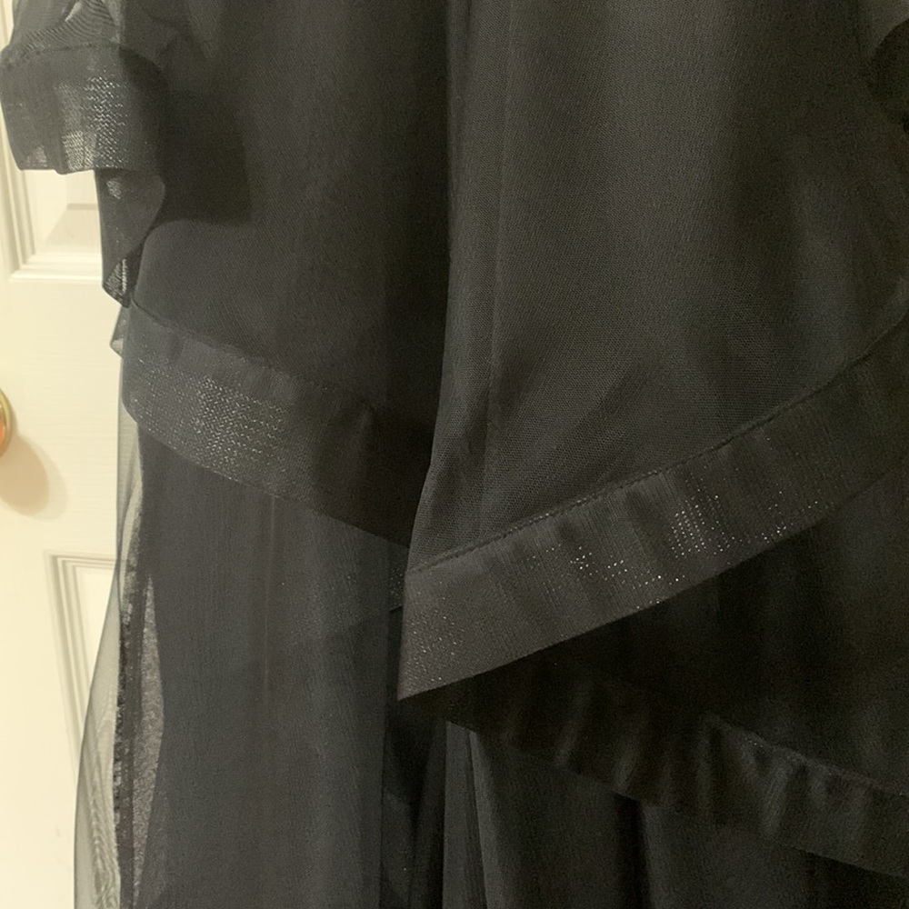Black Formal Gown - Picture 4 of 8